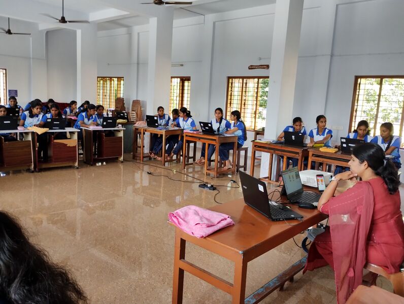 പ്രമാണം:31076Lk camp 25.jpg