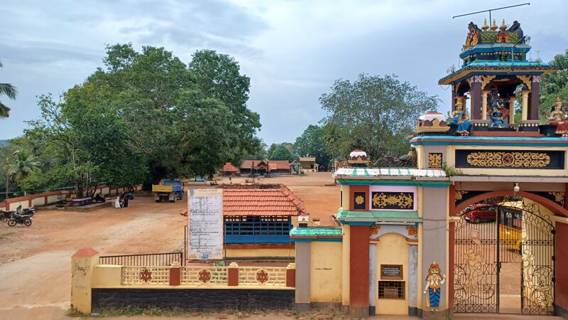 പ്രമാണം:39422 ente gramam.jpg