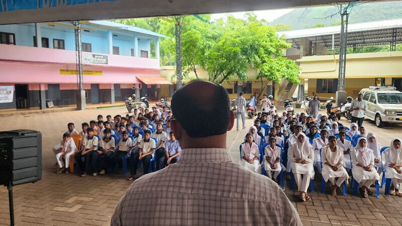 പ്രമാണം:48137 enviornment day2.jpeg