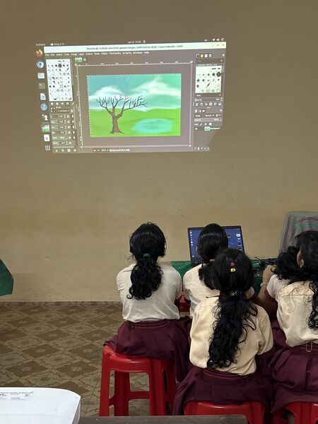 പ്രമാണം:Lp school coaching.jpg