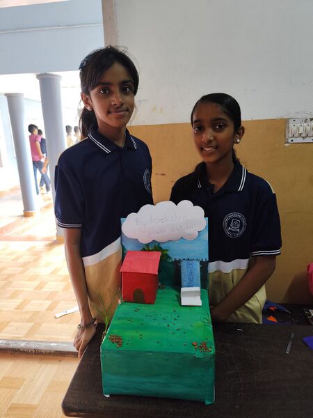 പ്രമാണം:25044 school sasthrolsavam 8.jpg