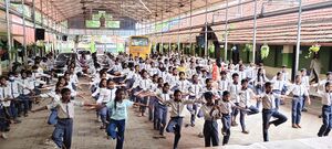 34006-ALP-yoga4-2026.jpg