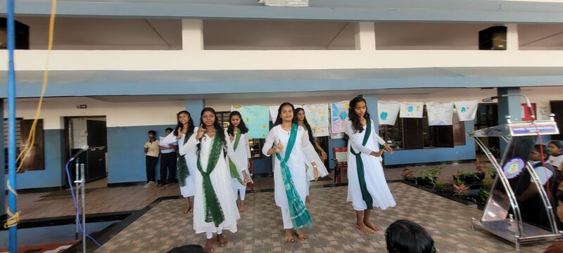 പ്രമാണം:34046 ev2.jpg