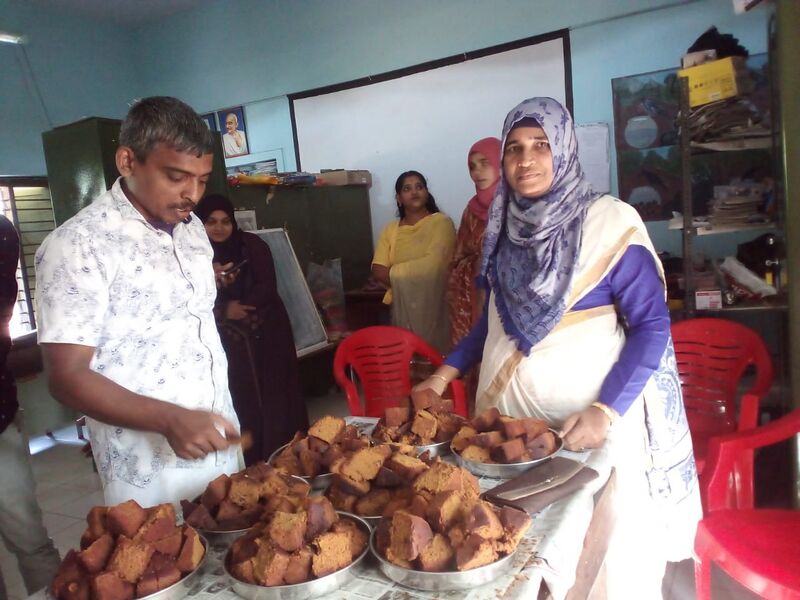 പ്രമാണം:48502പ‍ുത‍ുവത്സര കേക്ക്.jpeg