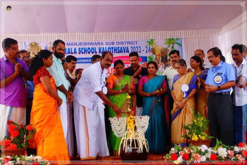 പ്രമാണം:11051 SUB DISTRICTKALOLSAVA 19.jpg
