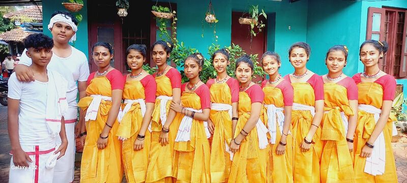 പ്രമാണം:11053 kalolsavam disrtict.jpg