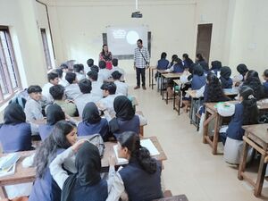 12013 Hitechclass2.jpg