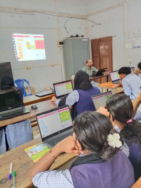 പ്രമാണം:12069 lkcamp 1.jpeg