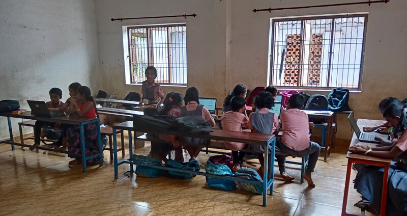 പ്രമാണം:13648 IT CLASS.jpg