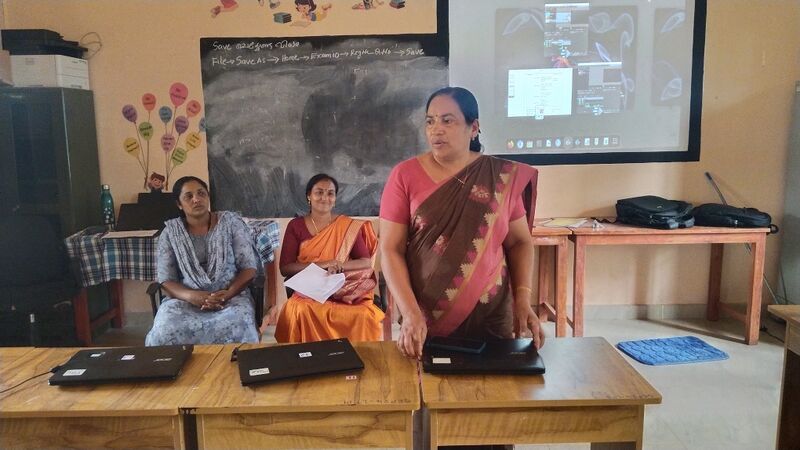 പ്രമാണം:15082 LK unitcamp 2.jpg