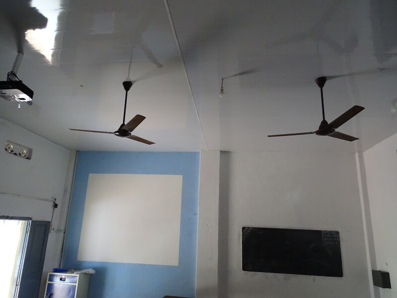 പ്രമാണം:19068 HT CLASS ROOM 3.JPG