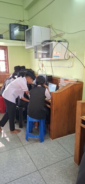 പ്രമാണം:28027 9th robotics class 3.jpg