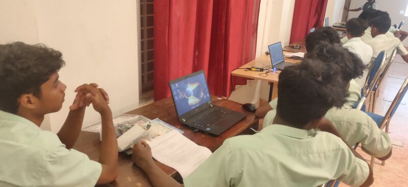 പ്രമാണം:34013Tinker robo26c.jpg