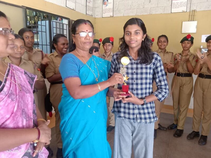 പ്രമാണം:41032 june 5 NCC 2.jpg