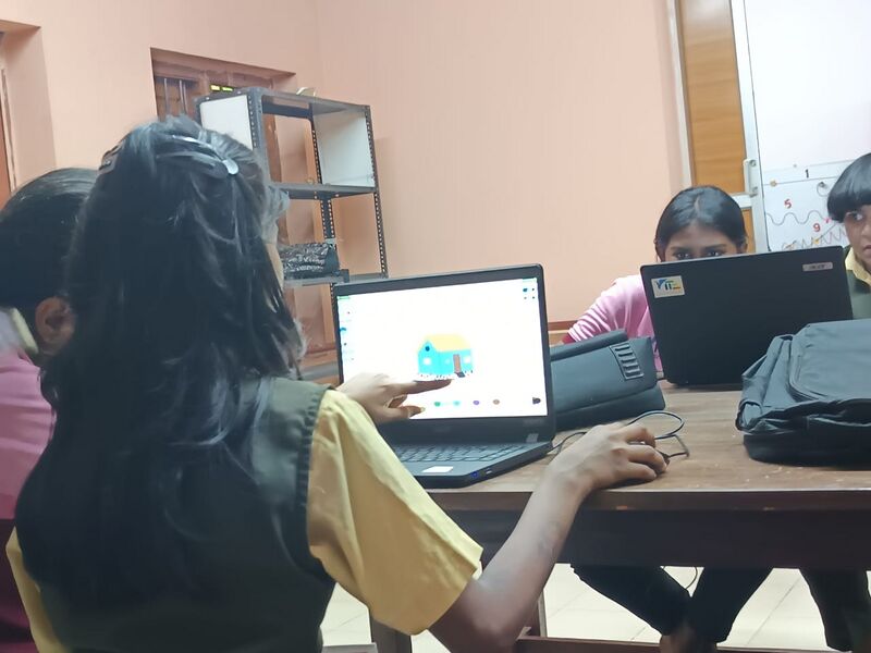 പ്രമാണം:43035 free4.jpeg