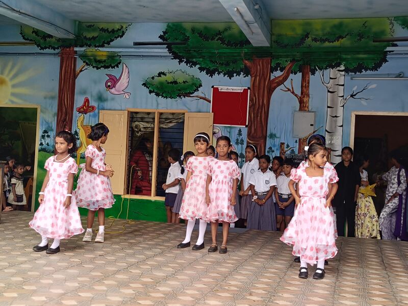 പ്രമാണം:43240 chandra25-2.jpg