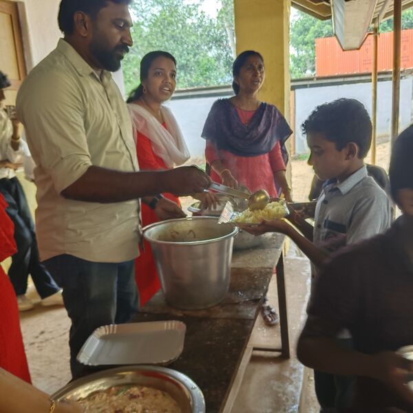 പ്രമാണം:44018 cf 5.jpg