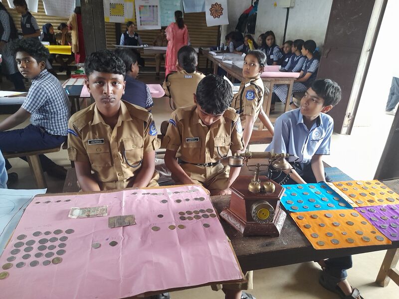 പ്രമാണം:47037-shasthramela 1.jpg