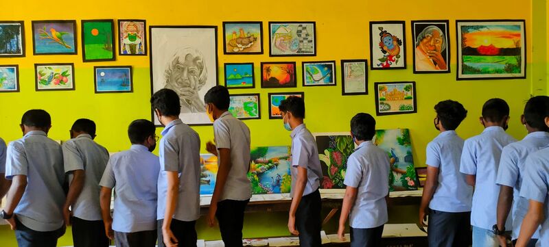 പ്രമാണം:Art exhibition20.jpeg