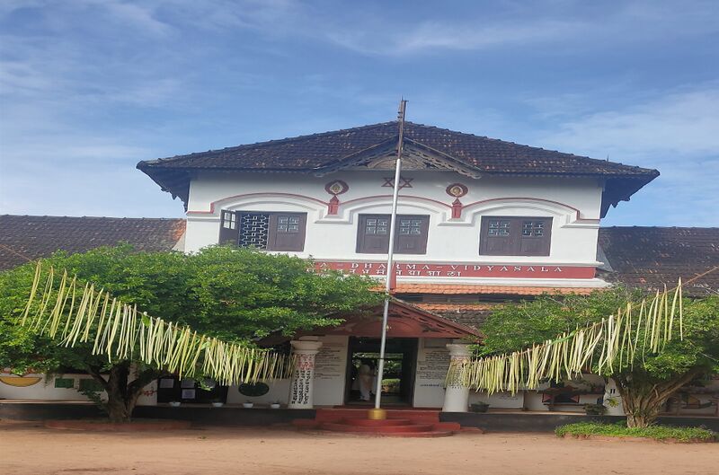 പ്രമാണം:BS21 ALP 35003 6.jpg