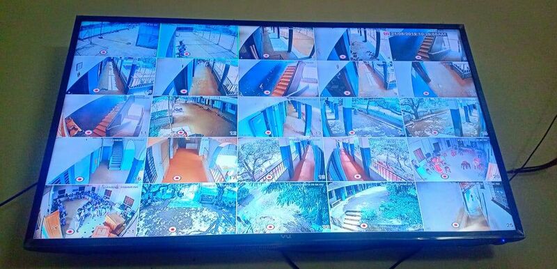 പ്രമാണം:CCtv Screen.jpg