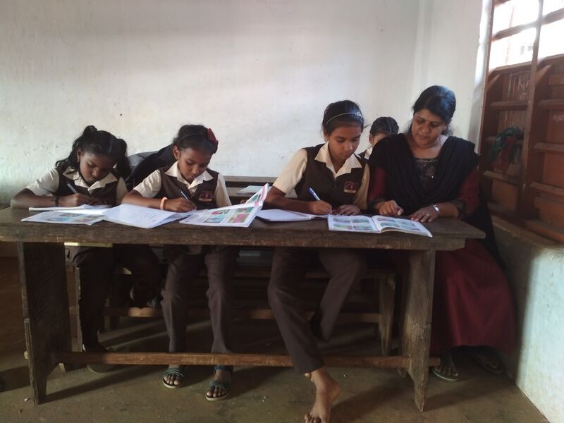 പ്രമാണം:Collaborative Learning.jpg
