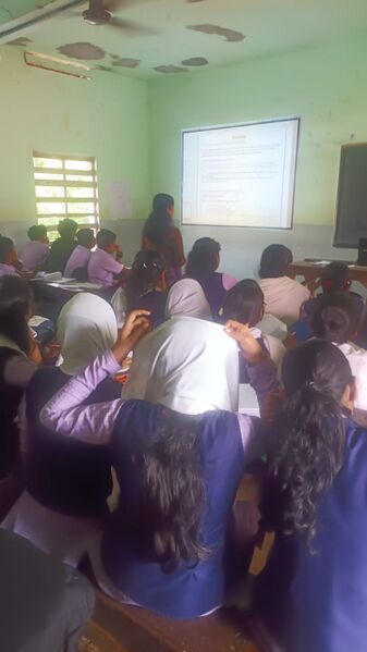 പ്രമാണം:MKLMHSS 41094.jpeg