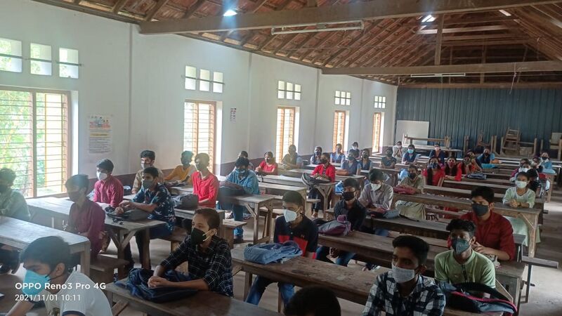 പ്രമാണം:15044 1.jpg