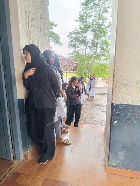 പ്രമാണം:15061 election1.jpg