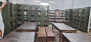 16011 library 2.resized.jpg