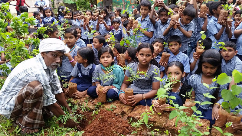 പ്രമാണം:18623-20160606 150414.jpg