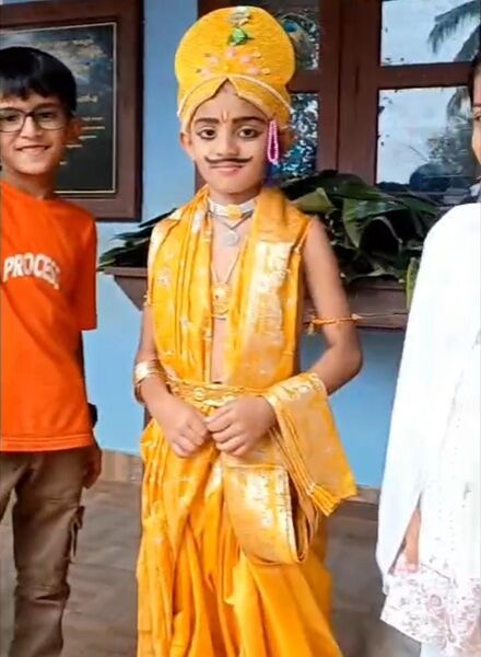 പ്രമാണം:19826 onam b.jpeg