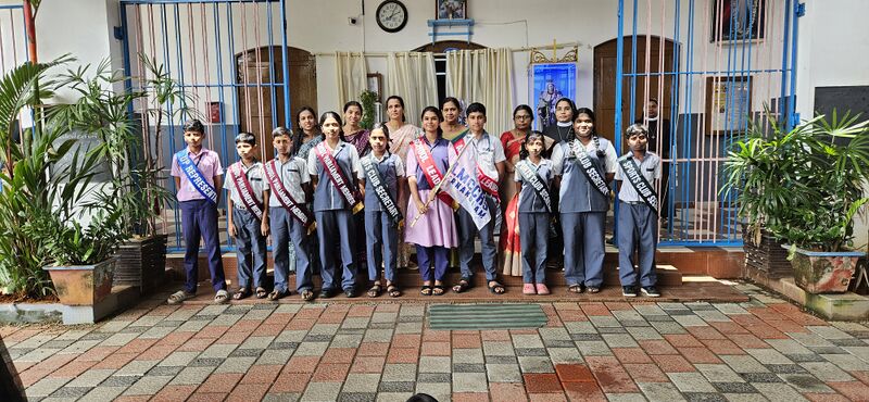 പ്രമാണം:26036 school election 2.jpg