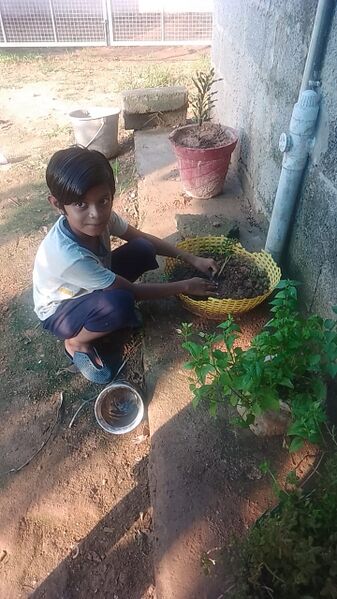 പ്രമാണം:33347-ktm-science 4 (2).jpg