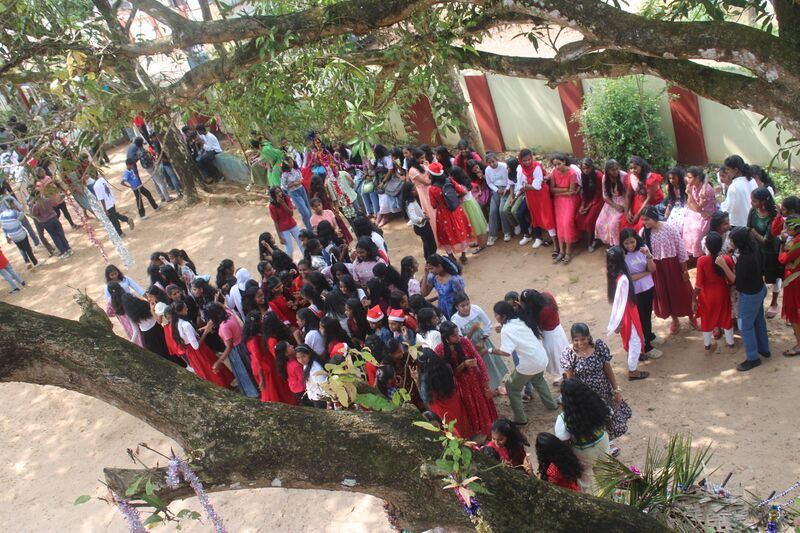 പ്രമാണം:34046 xmas8.JPG