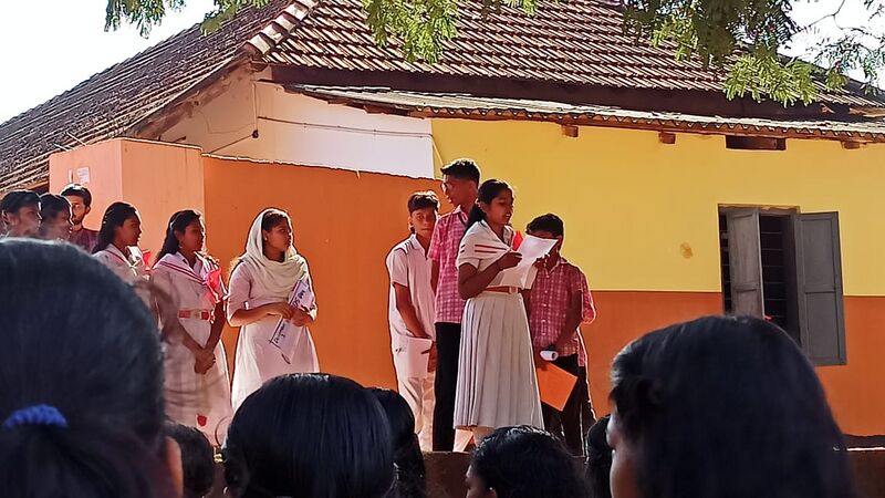 പ്രമാണം:42050 jrc dec1 1.jpg