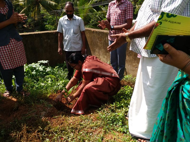 പ്രമാണം:44029 229.jpg