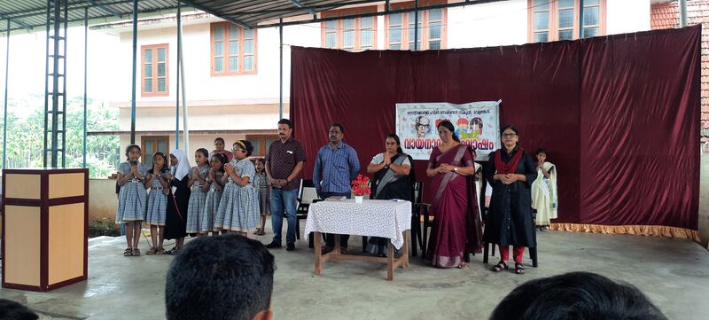 പ്രമാണം:47026-reading day1.jpg