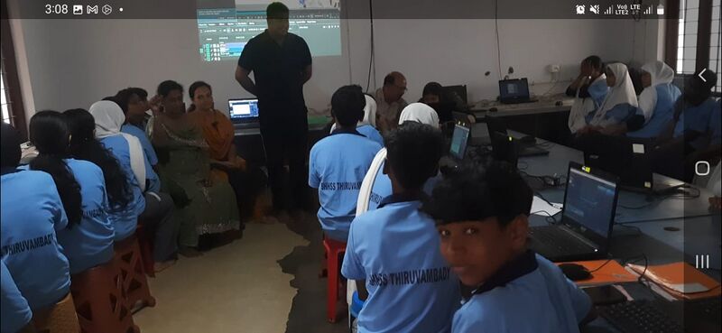 പ്രമാണം:Lk camp2.jpeg