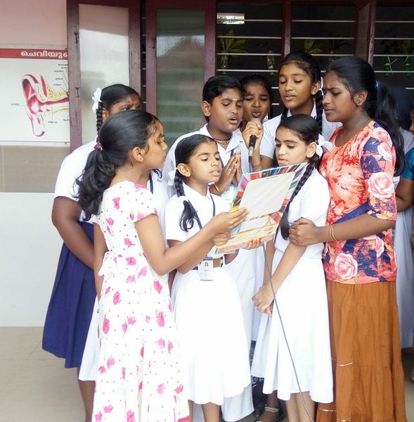 പ്രമാണം:Teacher's day gift.jpg