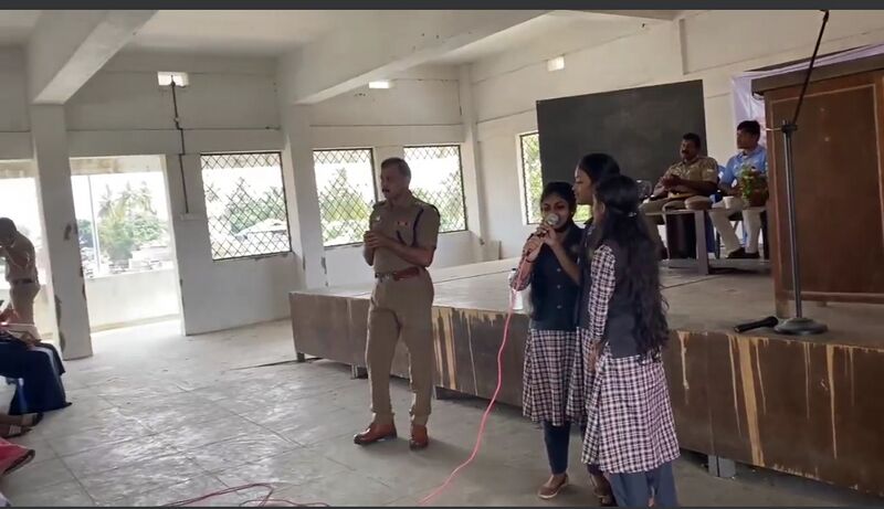 പ്രമാണം:21060-narkkotic 2..jpg