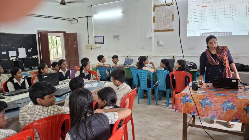 പ്രമാണം:25049 lk4.jpg