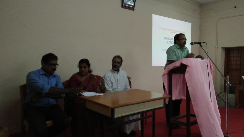 പ്രമാണം:33056am.jpg