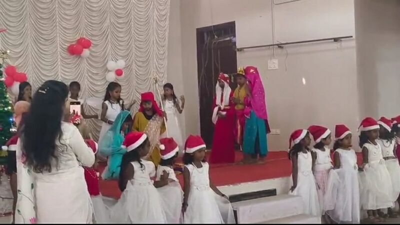 പ്രമാണം:46038 christmass.jpg