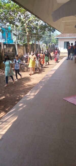 BS21 KLM 41001 2.jpg