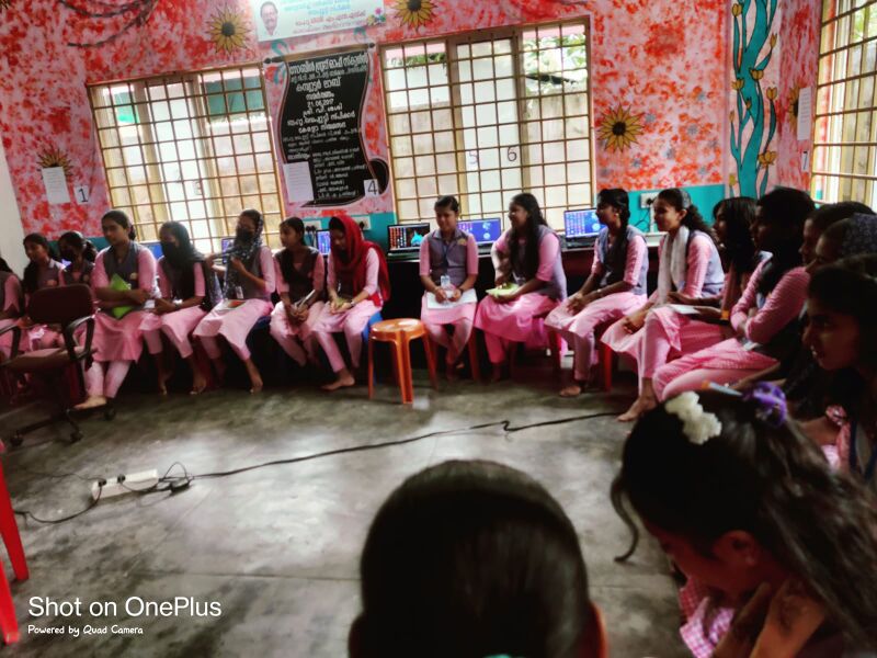 പ്രമാണം:BS25 TVM 42014 17.jpg