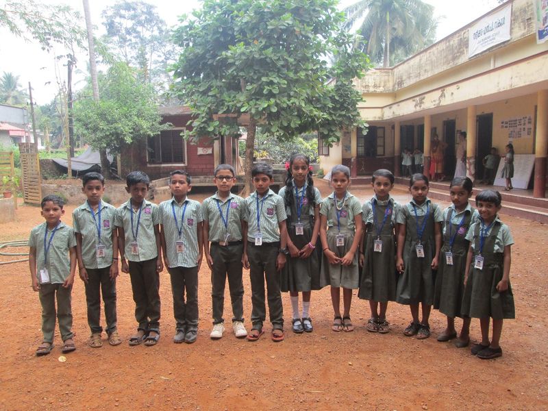 പ്രമാണം:ശുചിത്വ സേന.jpg