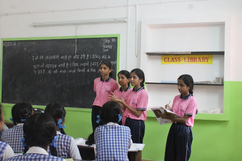 പ്രമാണം:16002 hitechclass4 24.jpg