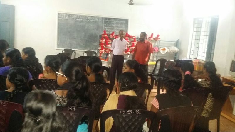 പ്രമാണം:22076le 4.jpg