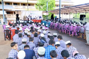 47089 lib23.resized.JPG